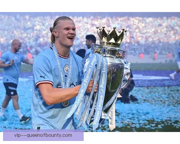 卡迪贾·肖荣膺FWA英格兰年度女足足球先生光荣加冕